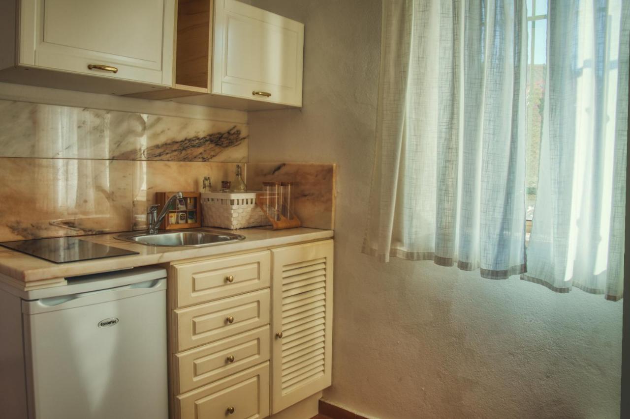 Moonshine Guest House With Private Studios And Private Cottage Lagos Ngoại thất bức ảnh